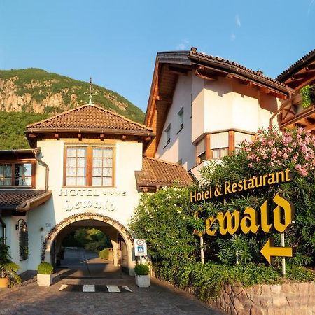Hotel Ristorante Lewald Bolzano Esterno foto