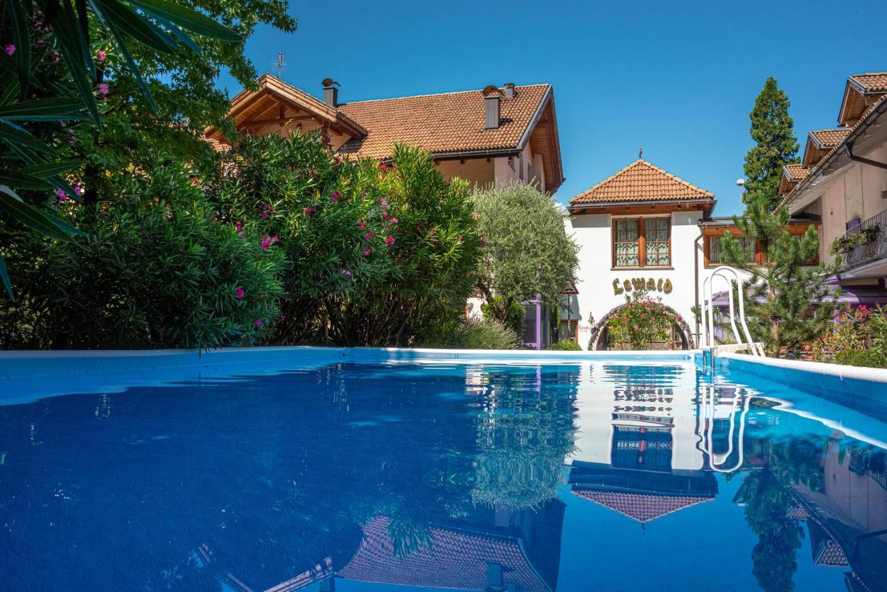 Hotel Ristorante Lewald Bolzano Esterno foto