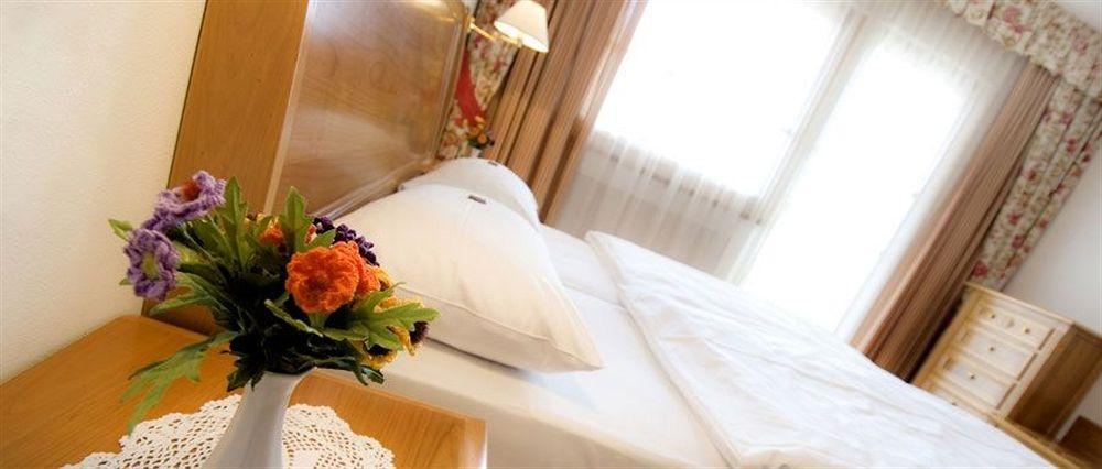 Hotel Ristorante Lewald Bolzano Esterno foto