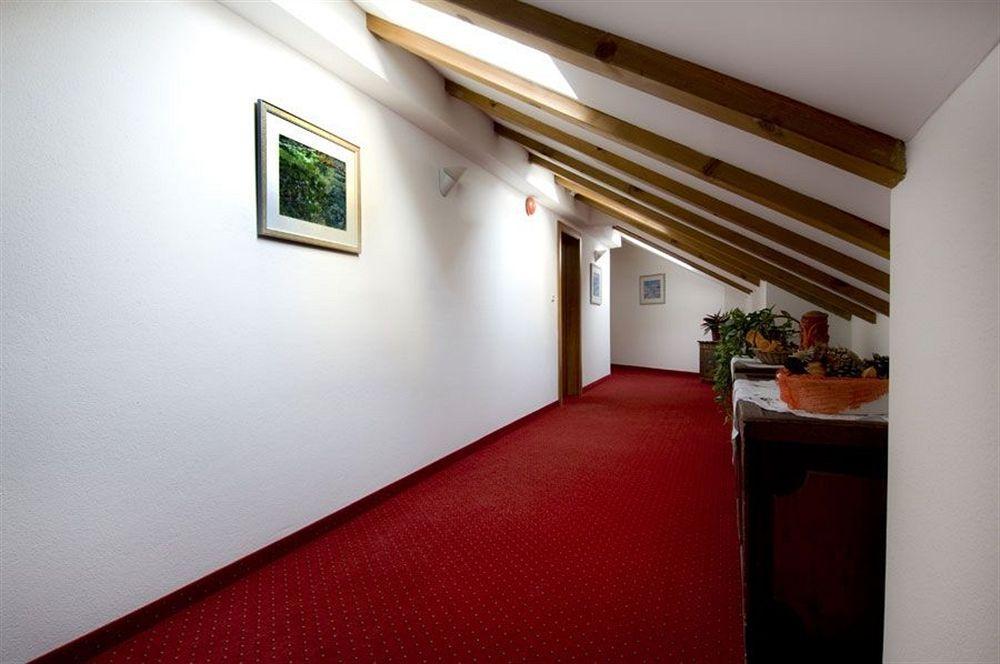 Hotel Ristorante Lewald Bolzano Esterno foto