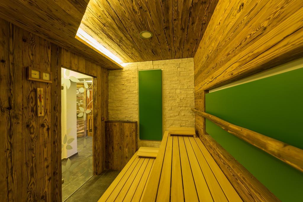 Hotel Ristorante Lewald Bolzano Esterno foto