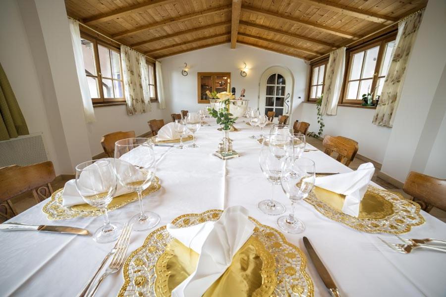 Hotel Ristorante Lewald Bolzano Esterno foto